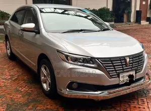 টয়োটা প্রিমিও ১.৫ এফডব্লিউডি ২০১৮ সিলভার