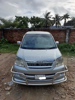 টয়োটা নোয়া ২০০৪ সিলভার