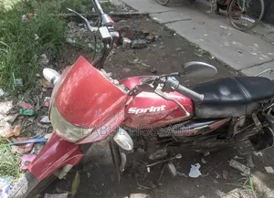 ওয়ালটন ক্রুজ ২০১০ লাল