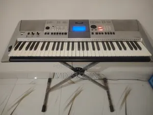 Yamaha psrE413 Electric Keyboard
