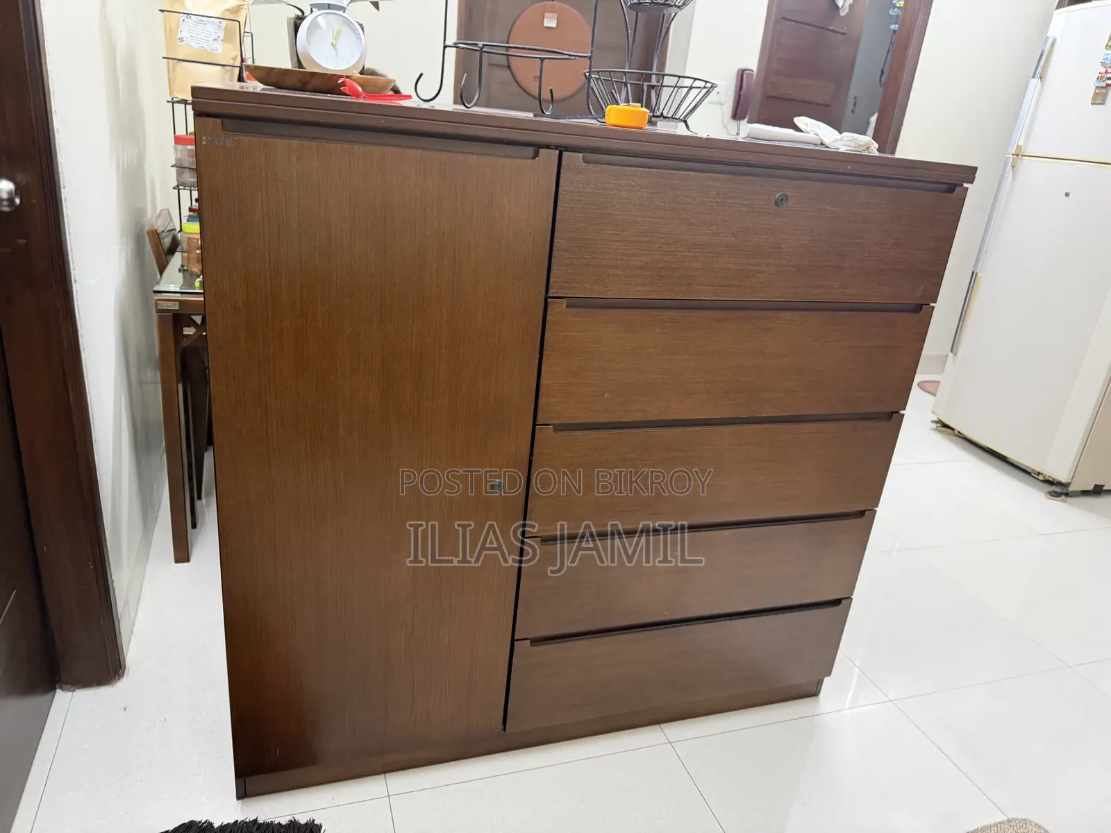 ৫ ড্রয়ারের হাতিল ওয়ারড্রব