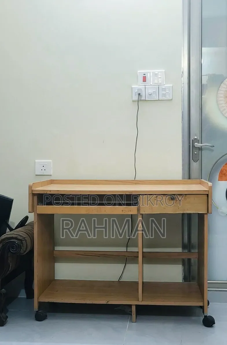 Otobi Computer Table