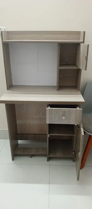 Study Table / PC Table