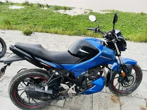 হিরো থ্রিলার ১৬০আর ২০২১ নীল
