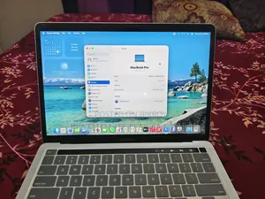 Laptop Apple MacBook Pro 2020 M1 8GB Apple M1 HDD+SSD 256GB