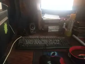 Desktop Computer Gigabyte 8GB AMD Ryzen 5 SSD 512GB