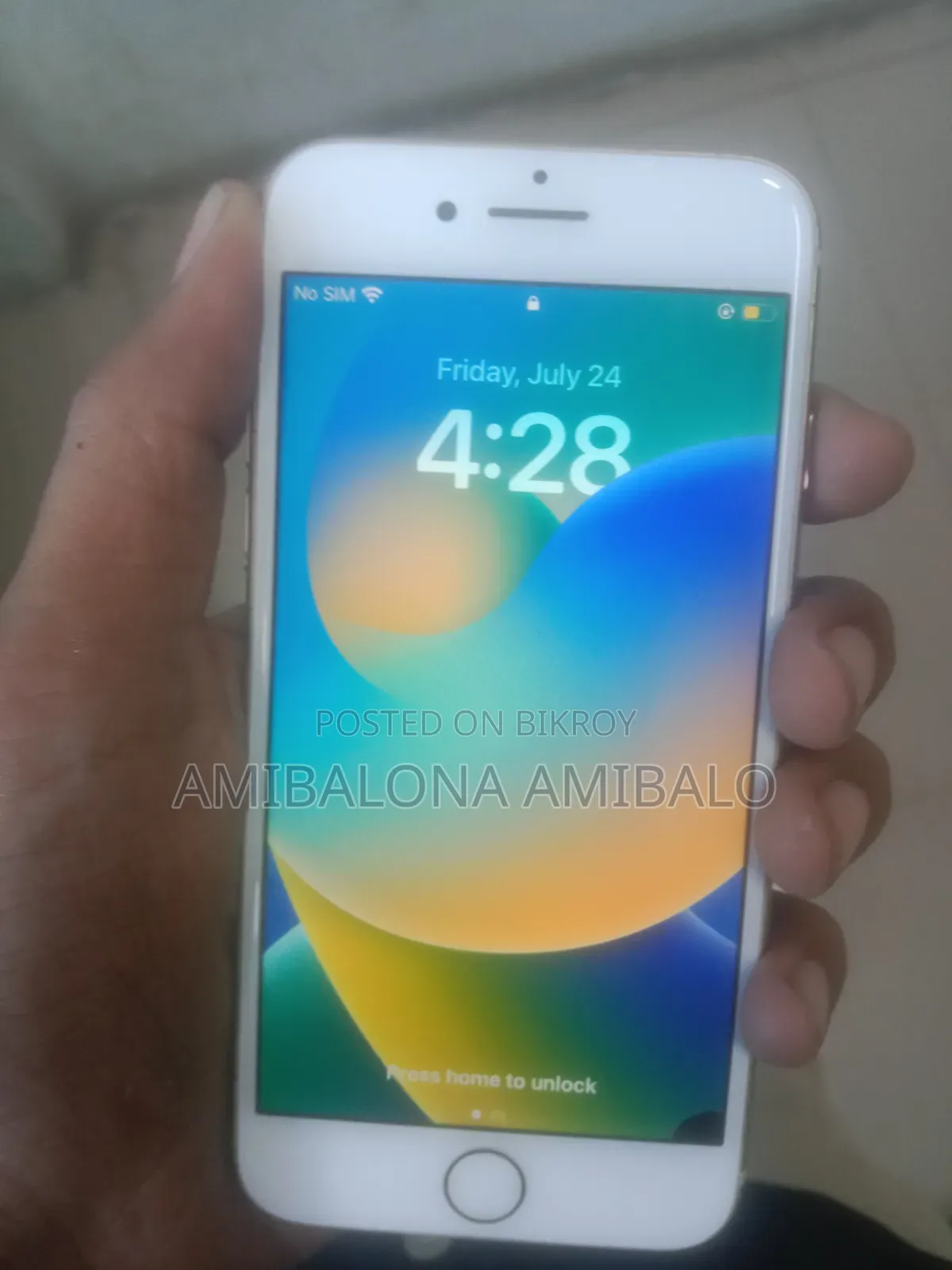 Apple iPhone 8 64 GB White