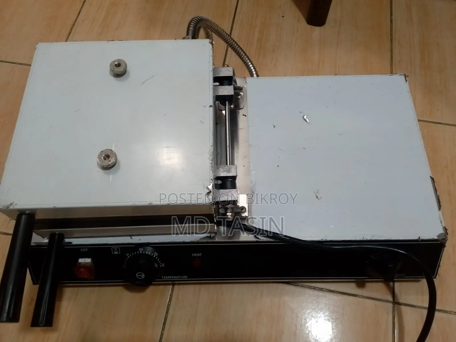 ওয়াফেল মেশিন