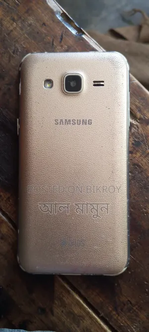 Samsung Galaxy J2 8 GB Rose Gold
