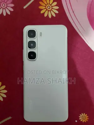 ইনফিনিক্স হট ৬০ প্রো+ ২৫৬ জিবি সাদা