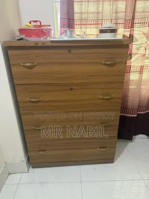 আলমারি পারটেক্স