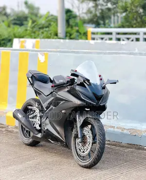 Yamaha R15 V3 2023 Black