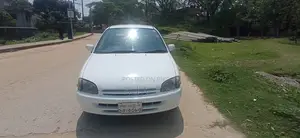 Toyota Starlet 1998 White