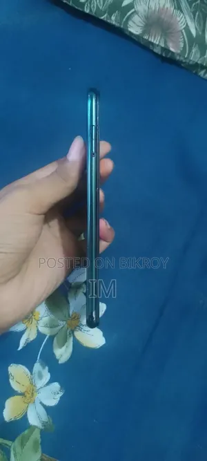 ওয়াল্টন ৩২ জিবি সবুজ