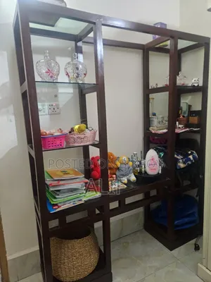ডিসপ্লে শেলফ বিক্রয়ের জন্য