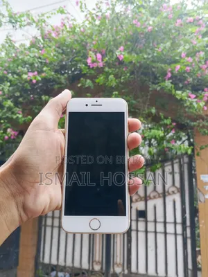 অ্যাপল আইফোন ৭ ৩২ জিবি হোয়াইট