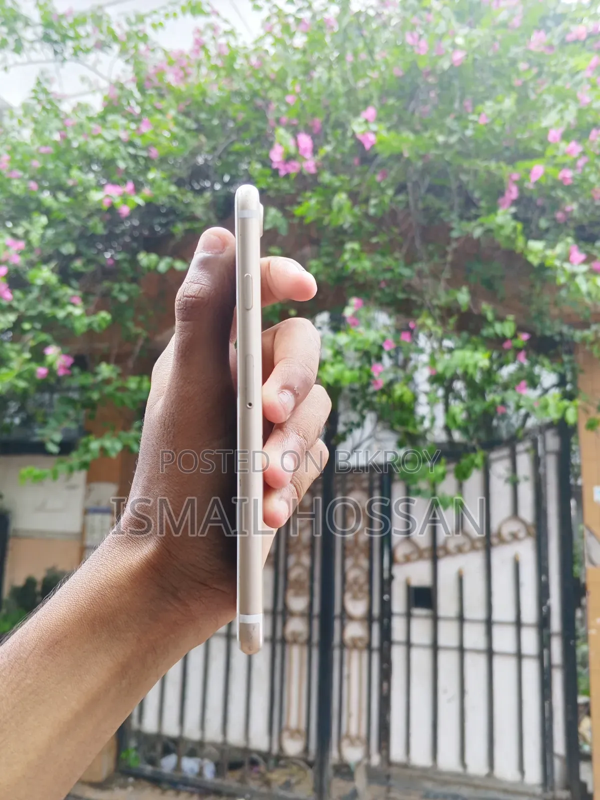 অ্যাপল আইফোন ৭ ৩২ জিবি হোয়াইট