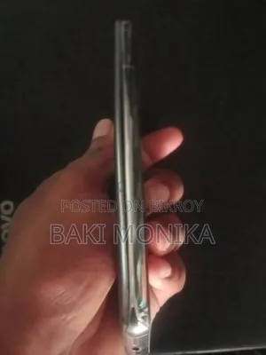 স্যামসাং গ্যালাক্সি এস২১ ৫জি ১২৮ জিবি নীল