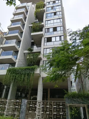 4 Bedroom Apartment in Gulshan for Rent