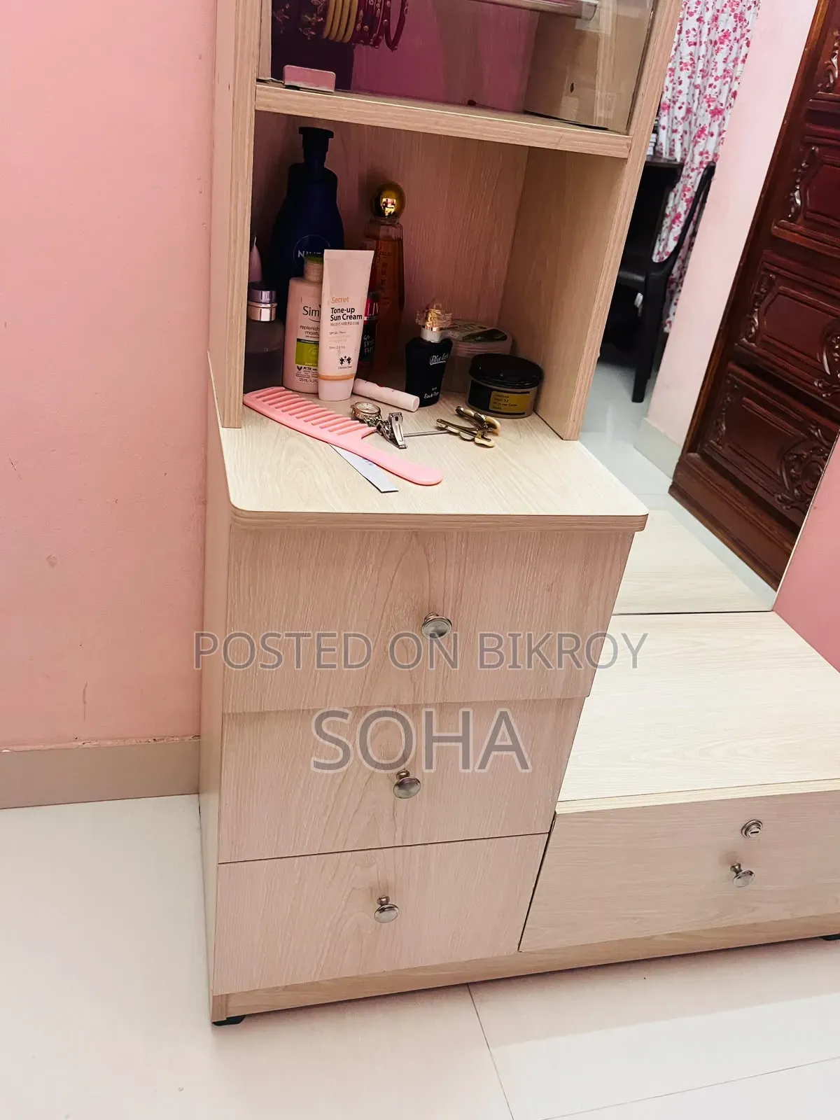 Customized Dressing Table