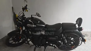 Royal Motorcycle 2025 Black