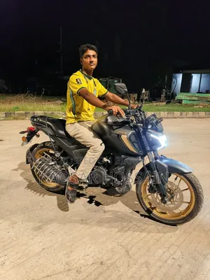 Yamaha FZS V4 2025 Black