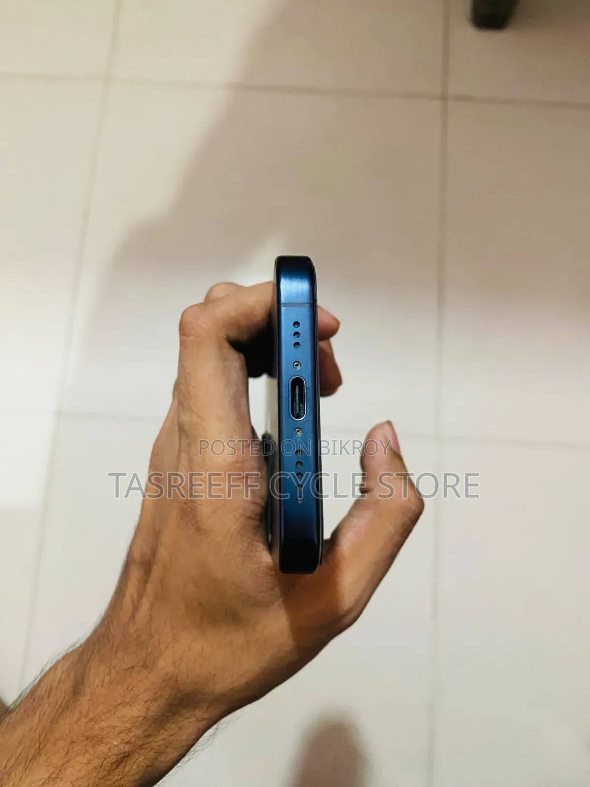অ্যাপল আইফোন ১৫ প্রো ১২৮ জিবি ব্লু