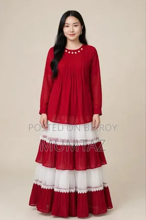 Trendy Ladies Tops and Skirt Set