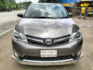 টয়োটা করোল্লা ফিল্ডার ২০১২ ধূসর