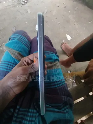 আইটেল এস২৩ ১২৮ জিবি সাদা