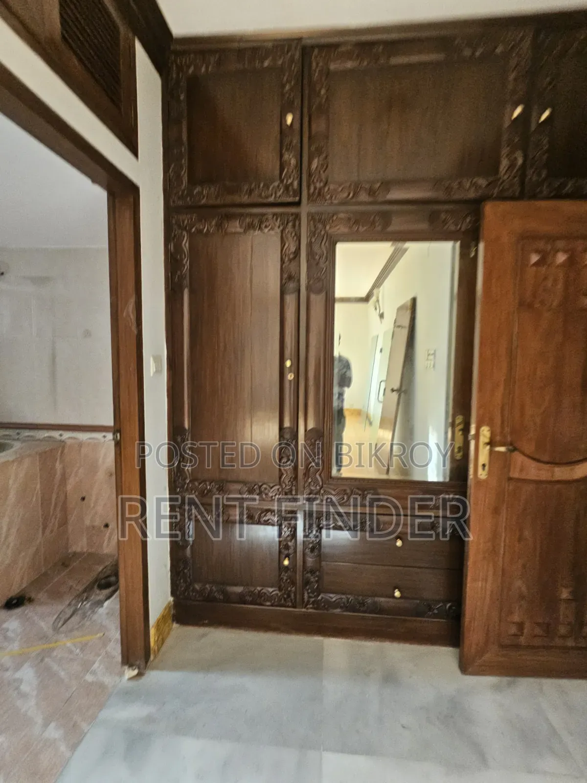 4 Bedroom Apartment in Gulshan for Rent