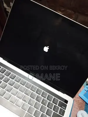 Laptop Apple MacBook Pro 2019 16GB Intel SSD 16 GB