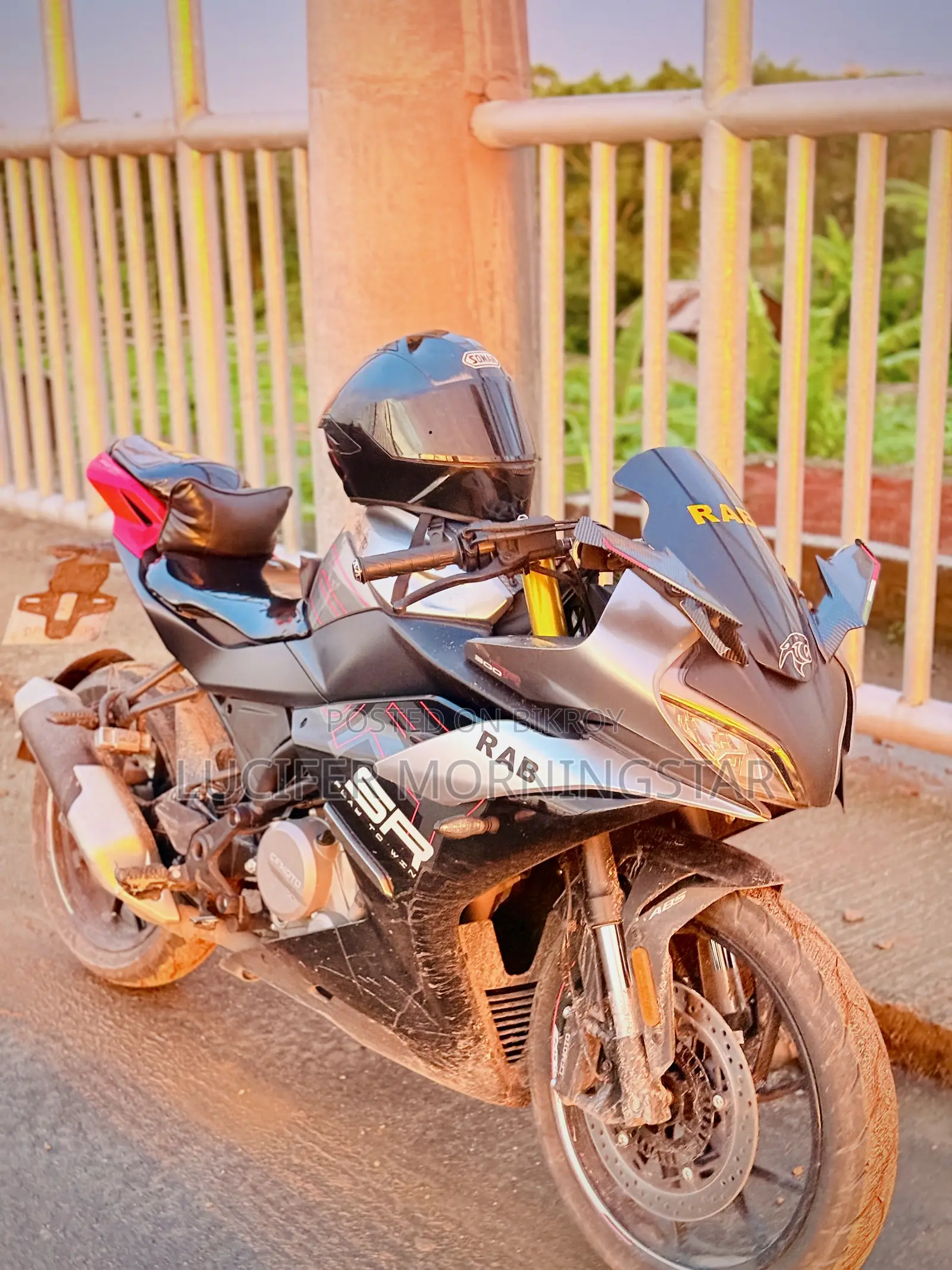 CFMoto 300SR 2025 Black
