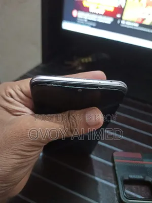 Vivo V20 128 GB