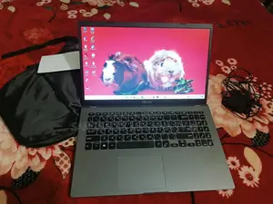 Laptop ASUS 3GB RAM Intel 256GB SSD