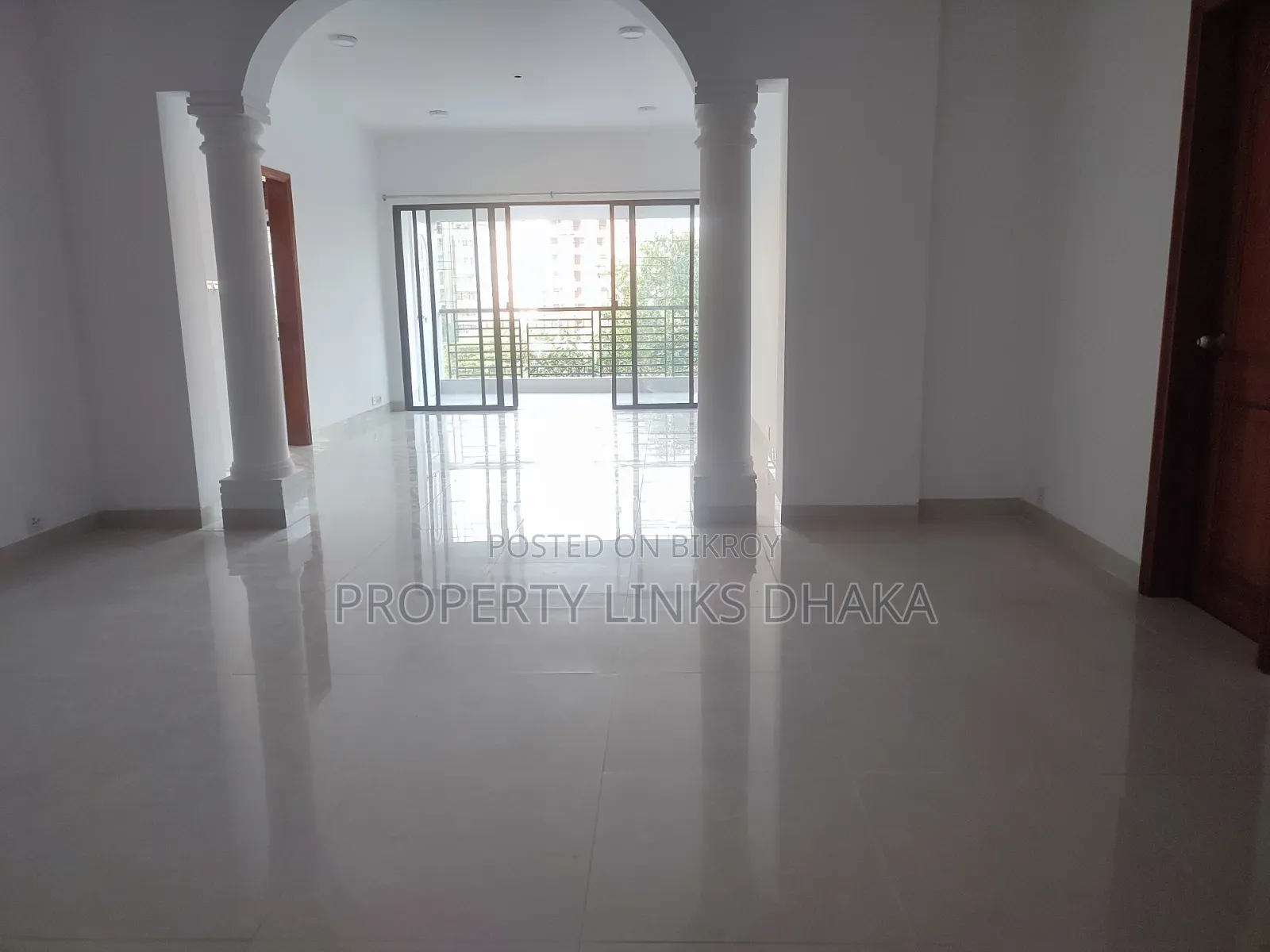 4 Bedroom Apartment in Gulshan for Rent