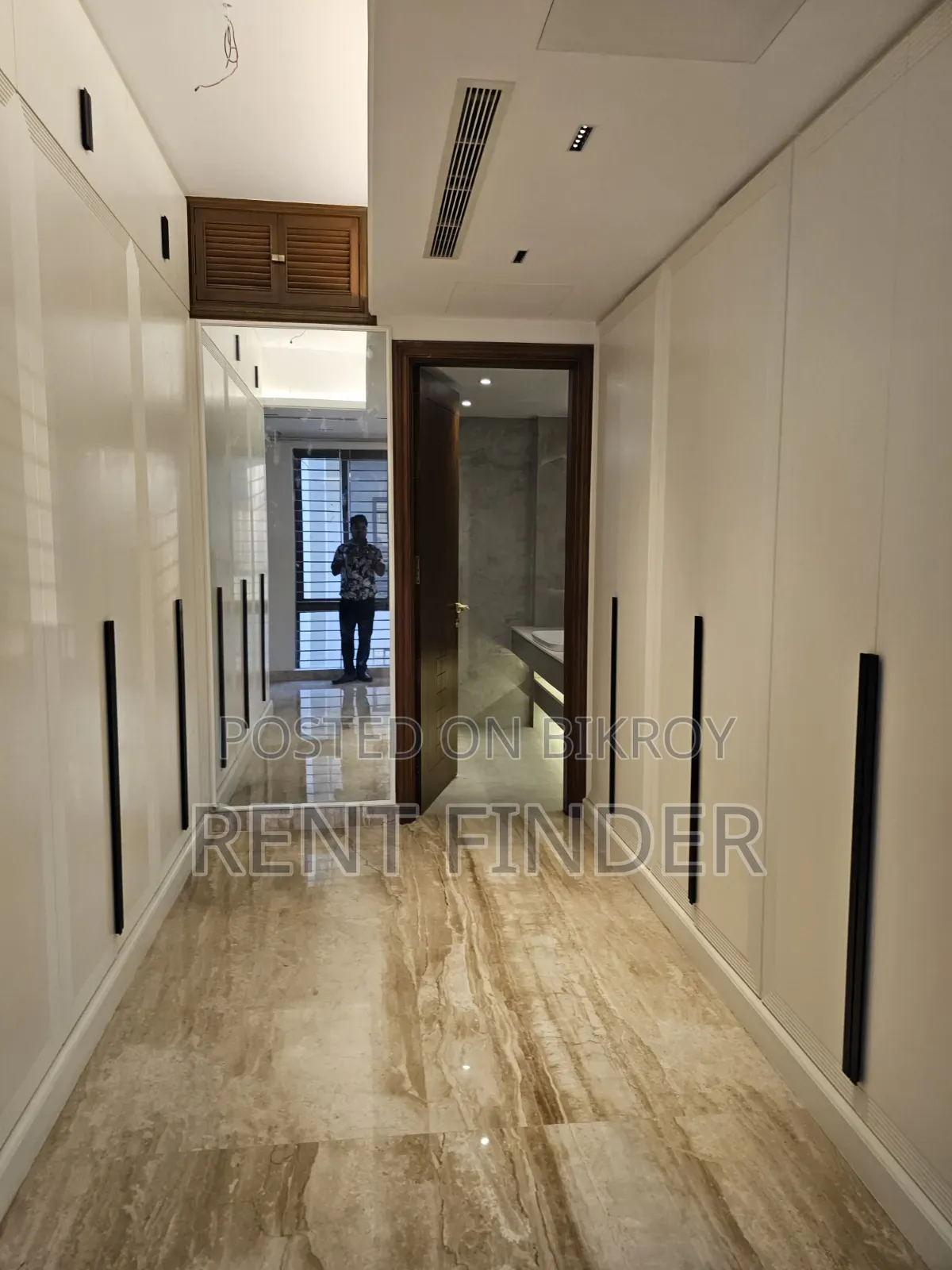 4 Bedroom Apartment in Gulshan for Rent