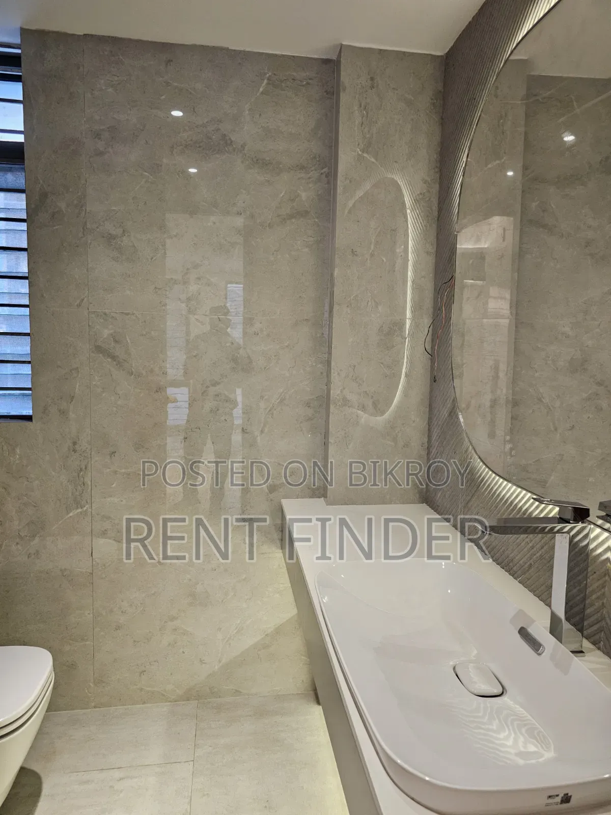 4 Bedroom Apartment in Gulshan for Rent