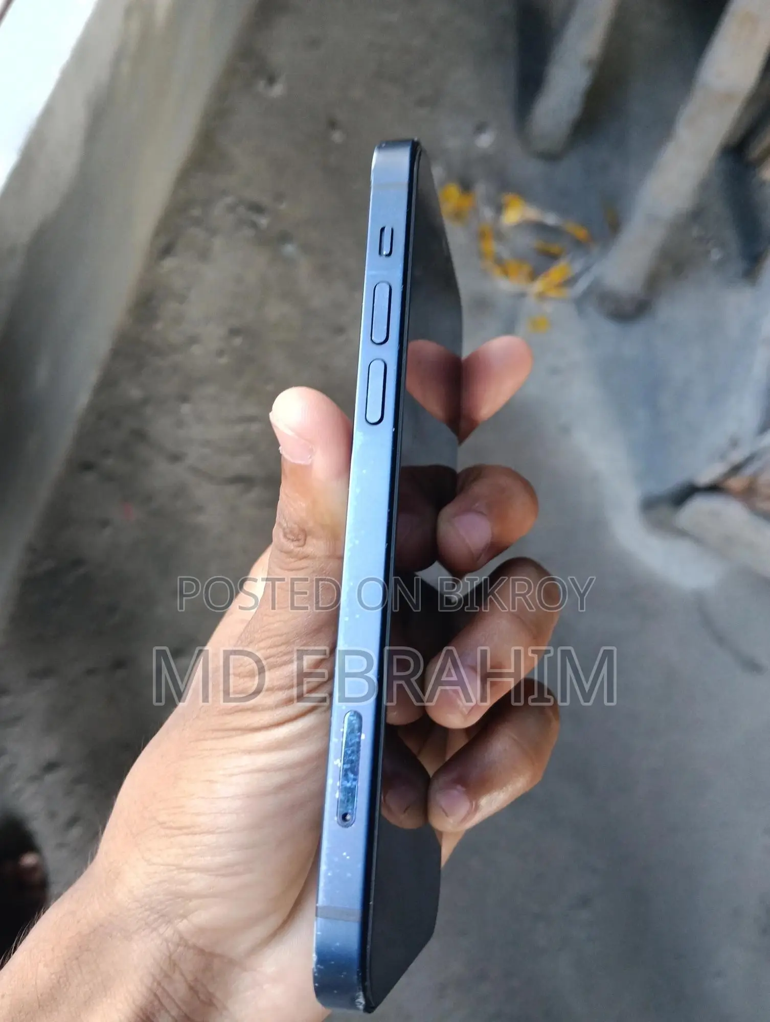 অ্যাপল আইফোন ১২ ৬৪ জিবি নীল