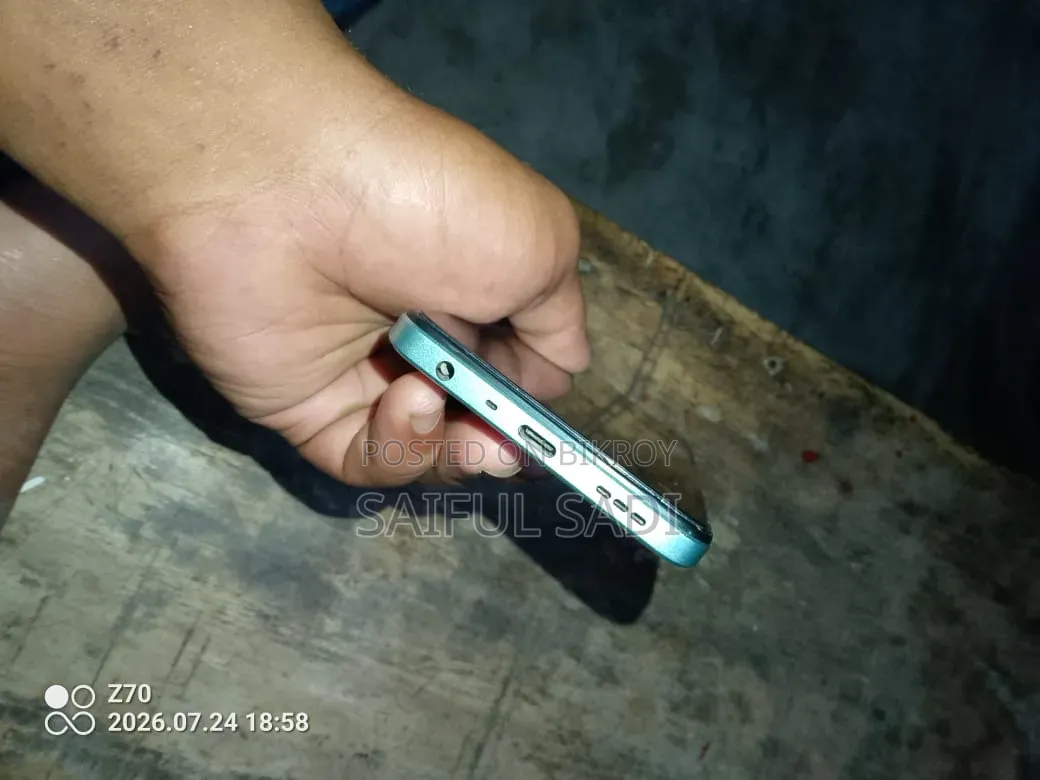 ওপ্পো এ৫৮ ১২৮ জিবি