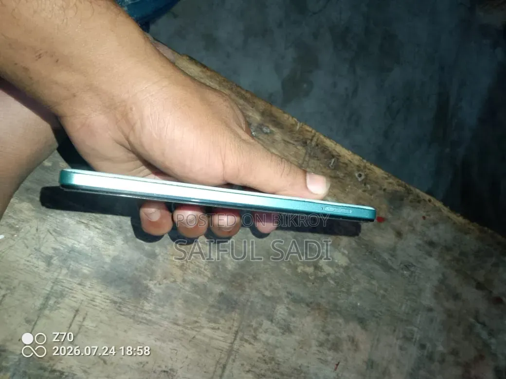 ওপ্পো এ৫৮ ১২৮ জিবি