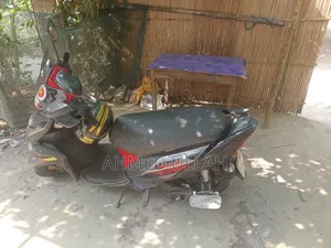 Yamaha 2021 Black