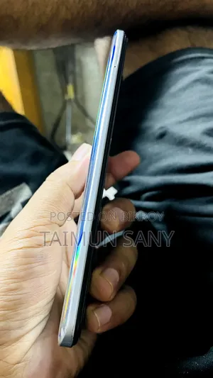 রিয়েলমি ৮ ৫জি ১২৮ জিবি সিলভার