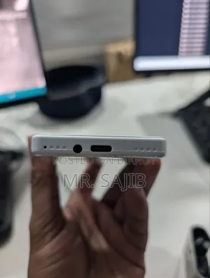 Xtra X10 White