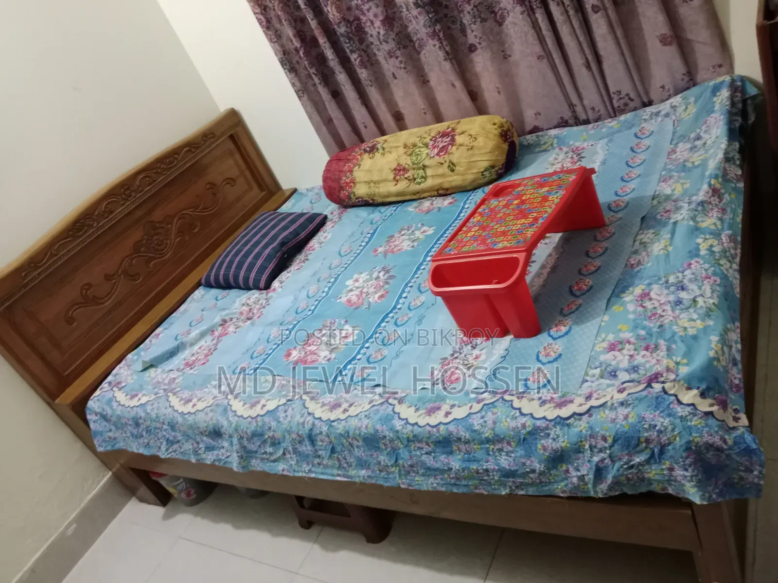 চিটাগাং সেগুন কাঠের খাট বিক্রি করা হবে জাজিম তোশক সহ, ৫ফিট বাই ৭ফিট