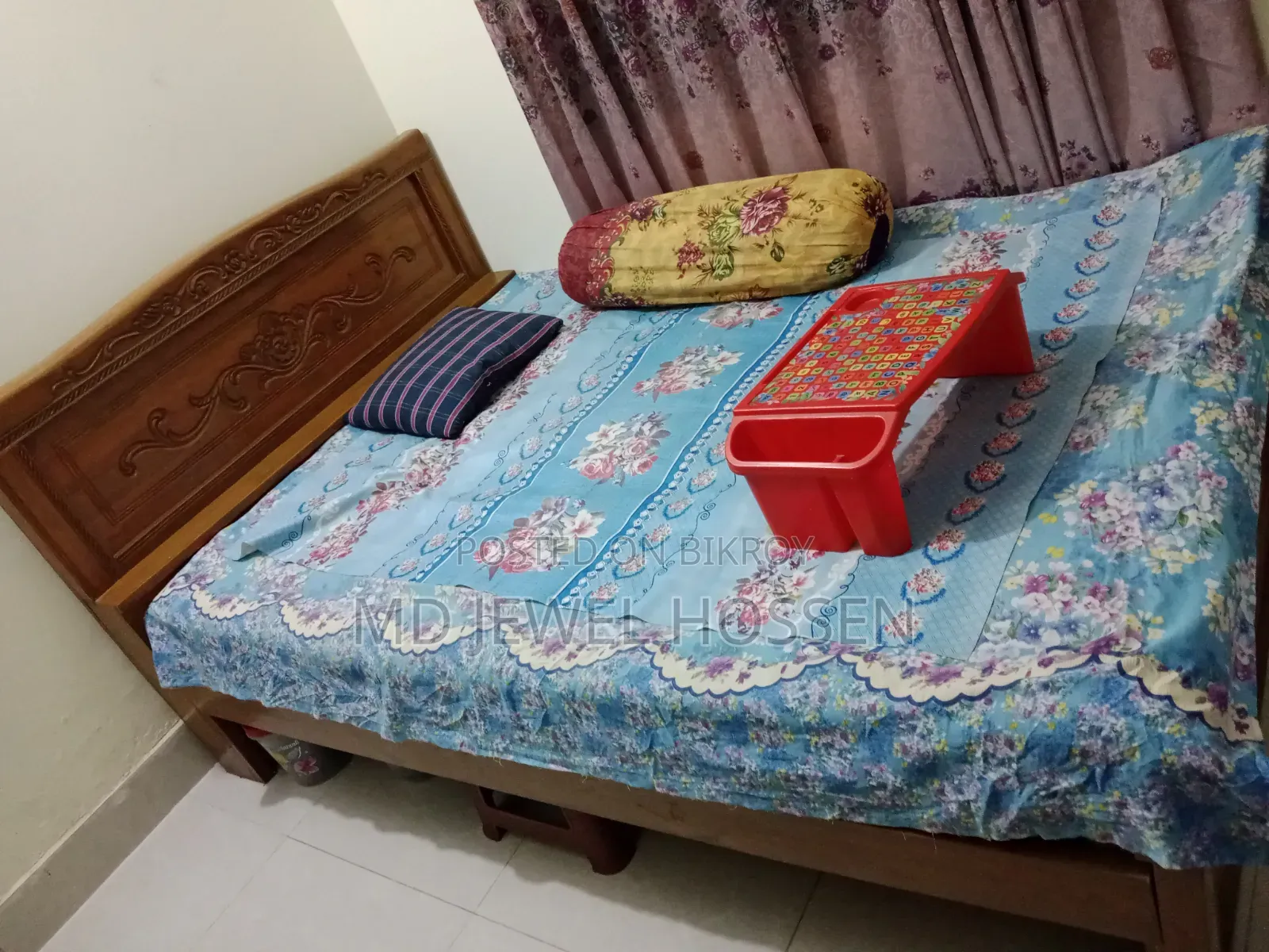 চিটাগাং সেগুন কাঠের খাট বিক্রি করা হবে জাজিম তোশক সহ, ৫ফিট বাই ৭ফিট