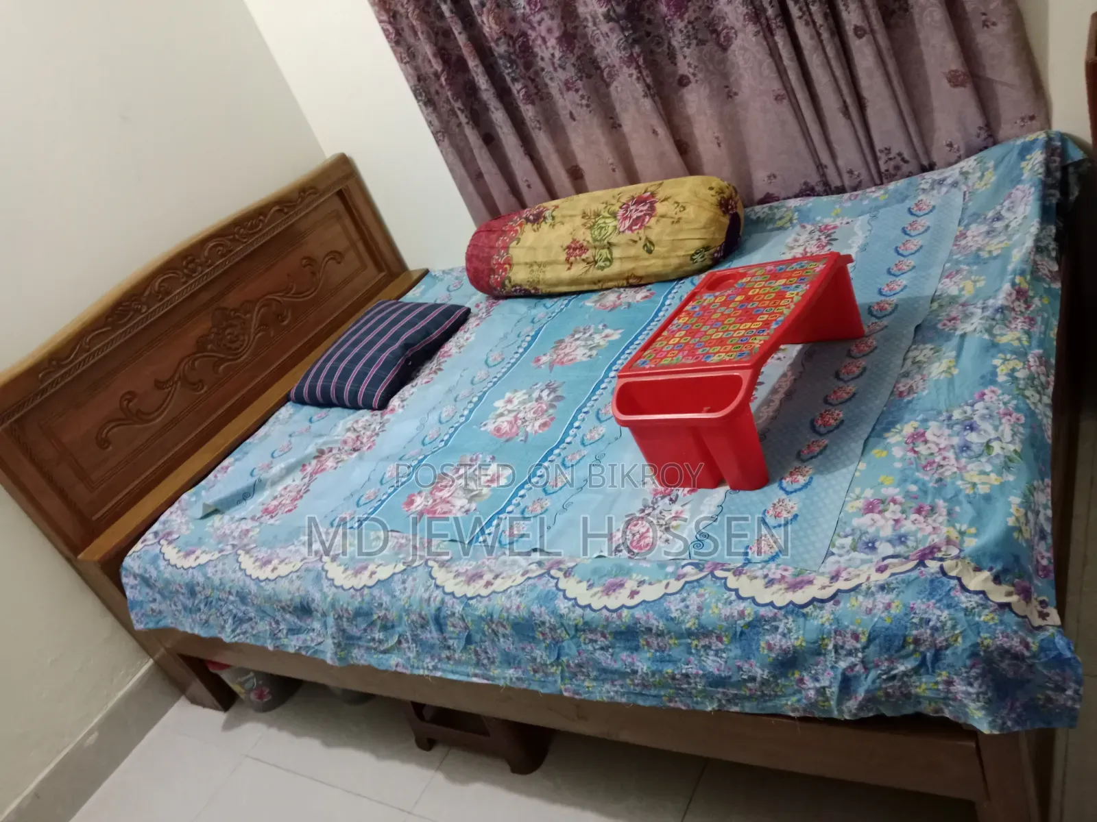 চিটাগাং সেগুন কাঠের খাট বিক্রি করা হবে জাজিম তোশক সহ, ৫ফিট বাই ৭ফিট