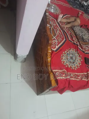 খাট করই কাঠের শখ করে বানানো