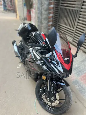 জিপিক্স ডেমন জিআর ২০০আর ২০২৫ ব্ল্যাক