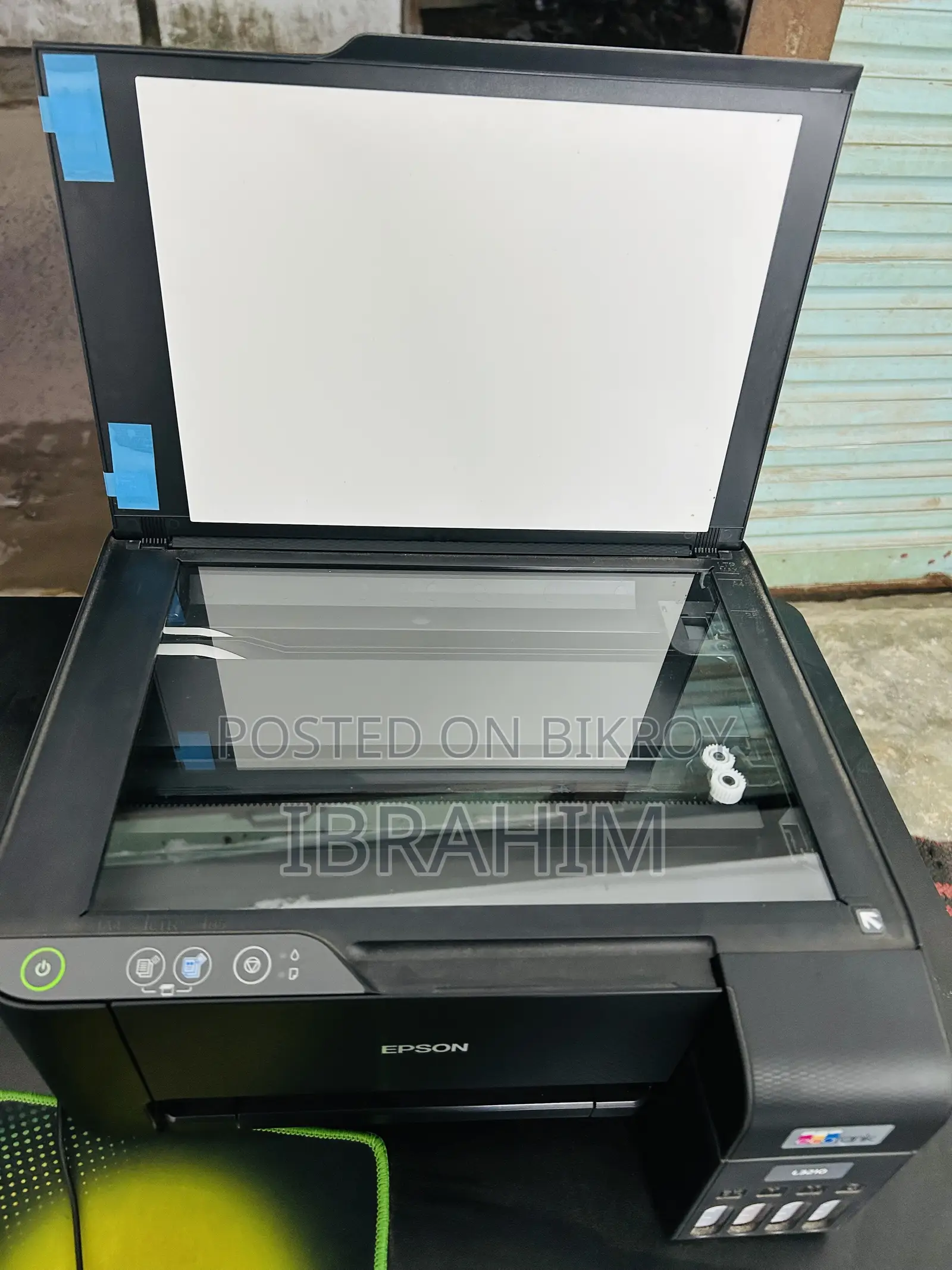 নিউ ডেস্কটপ কম্পিউটার ডেল এলিয়েনওয়্যার এরিয়া-৫১ ৮জিবি ইন্টেল কোর আই৩ এসএসডি ১২৮জিবি